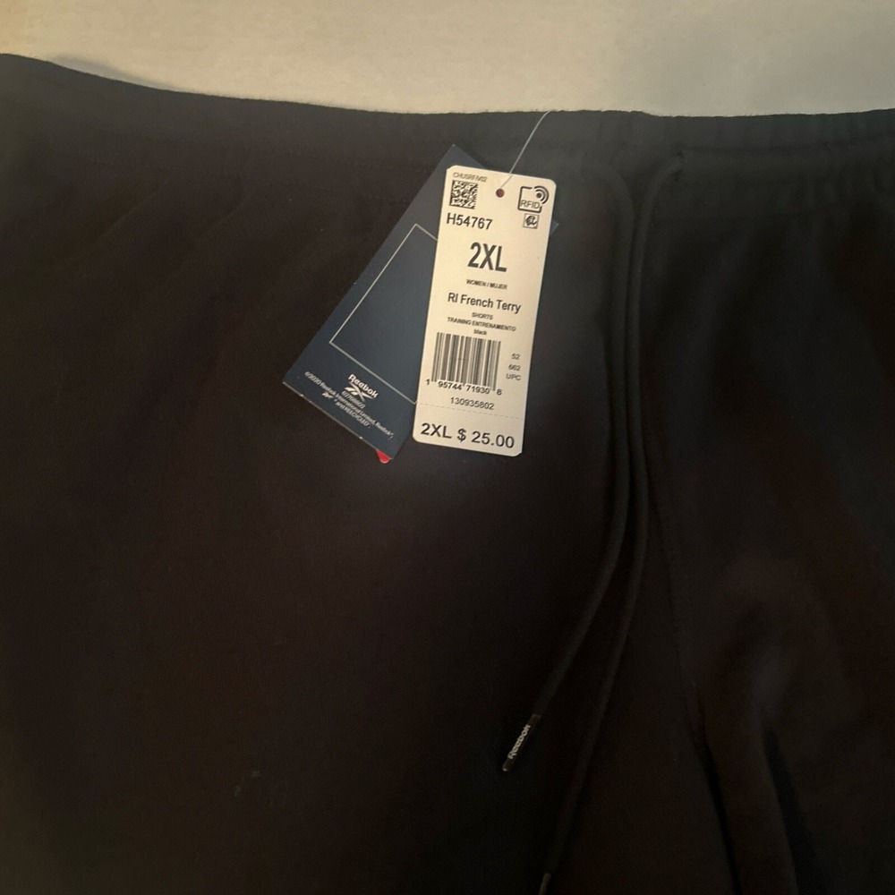 Reebok Women's 2XL Shorts Identity French Terry Black H54767 NWT - Picture 3 of 5